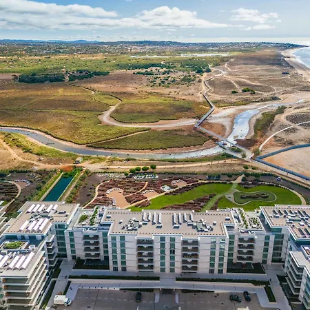 Bayline Paradise By Portucasa Apartment *