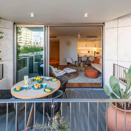 Bayline Paradise By Portucasa * Armação de Pêra